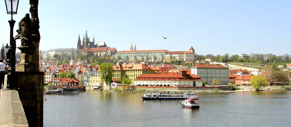 Castelo de Praga e Prédios Dançantes, atrações da República Tcheca