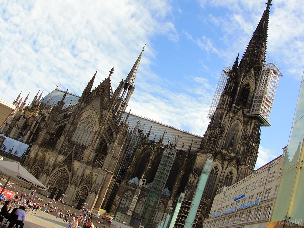 Colônia a pé: a catedral Kölner Dom, atração mais visitada da Alemanha