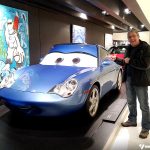 Mochilão na Europa: com o modelo do filmes Carros no museu da Porsche, em Munique