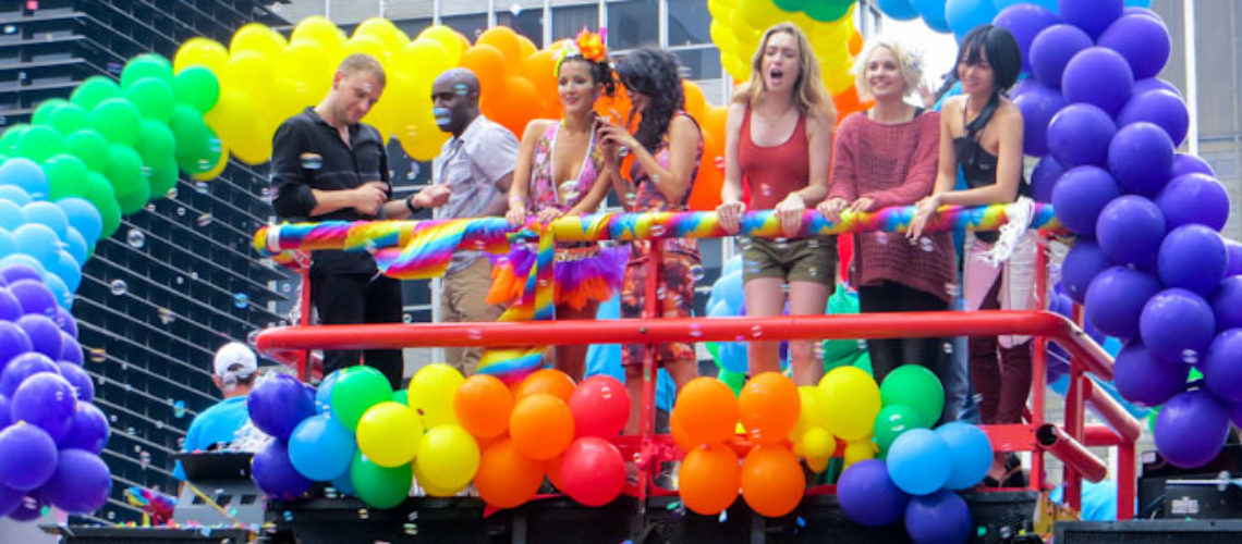 Os Melhores Momentos da Parada LGBT 2016 de São Paulo e Sense8