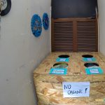 Separação de lixo reciclável no Red Llama Eco Hostel em Lima
