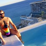 Rooftop nudista do hotel gay Ritual Torremolinos, na região de Andaluzia, Espanha