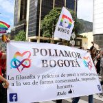 Também tem poliamor na Marcha LGBT Bogotá