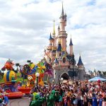 Disney Stars on Parade com Toy Story no Disneyland Park