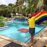 Hotel gay em Curaçao: sendo bem gay na piscina do Floris Suite Hotel & Spa