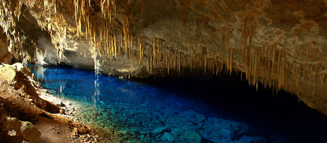 Conheça a Gruta do Lago Azul, uma das principais atrações de Bonito
