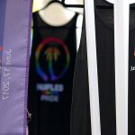 Pride Fest: camisetas oficiais da Naples Pride eram vendidas para arrecadar fundos