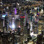 Voo de helicóptero em Nova York: o mar de luzinhas novaiorquino visto de cima