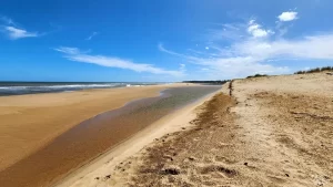 Praia naturista de Chihuahua, no Uruguai - Foto Rafael Leick - Viaja Bi!