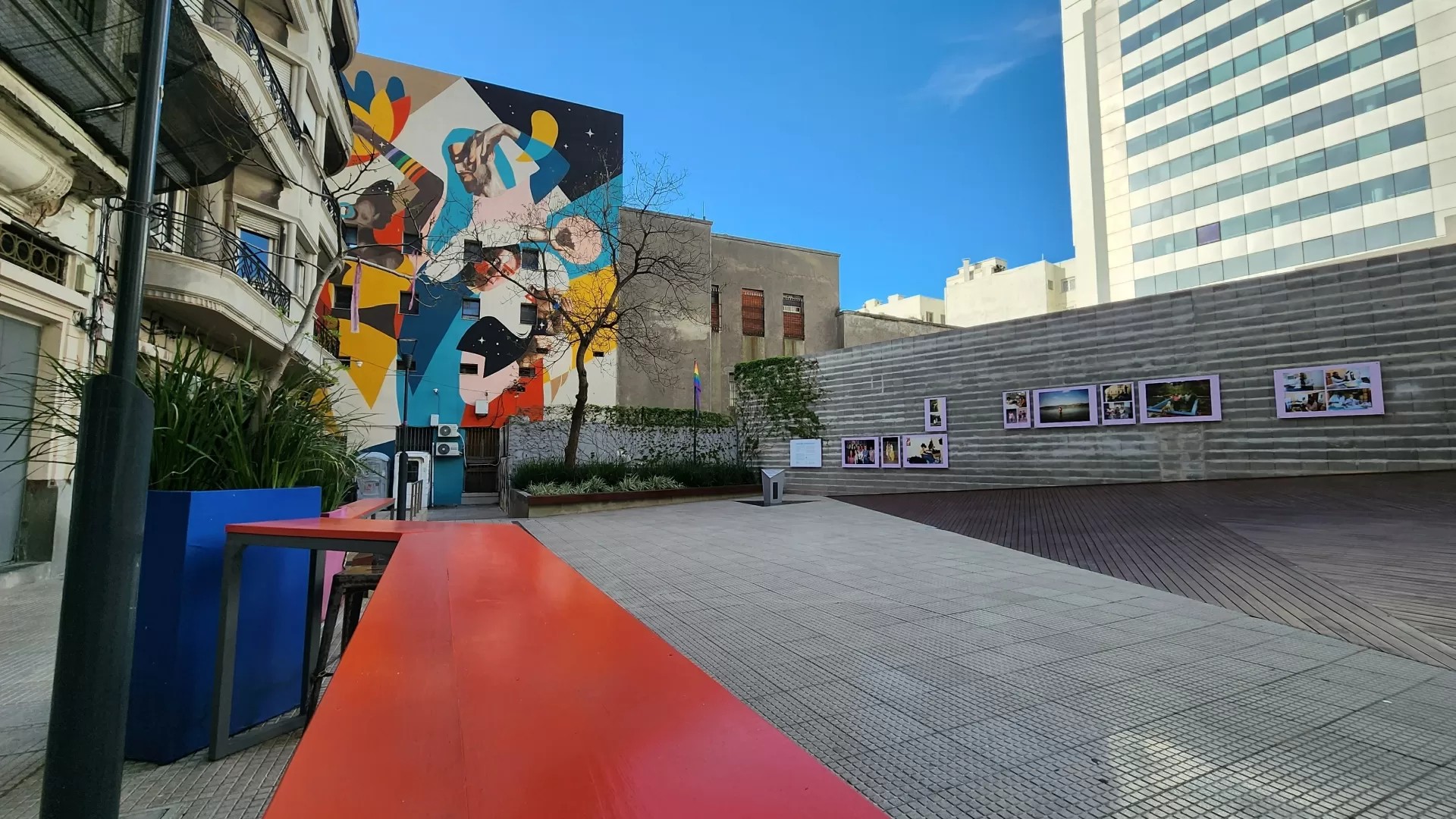 A Praça da Diversidade Sexual, em Montevidéu, no Uruguai - Imagem: Rafael Leick