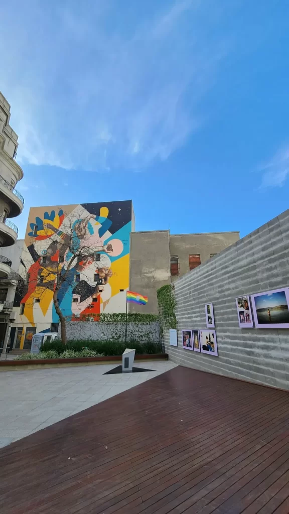 A Praça da Diversidade Sexual, em Montevidéu, no Uruguai